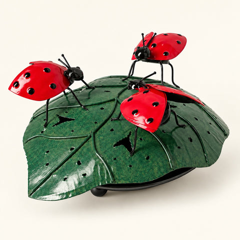 FOGLIA CON TRE COCCINELLE PORTA ZAMPIRONE – sfondo avorio