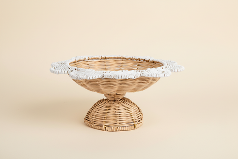 Alhoa - Small White Scalloped Rattan Stand