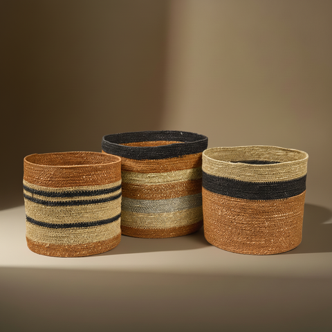 Ceste juta strisce terracotta v2 - sfondo taupe