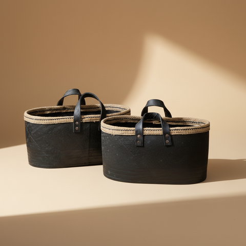 Ceste nere sfondo neutro