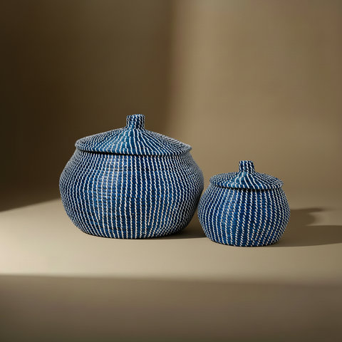 Ceste senegalesi blu sfondo taupe