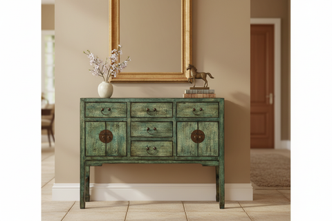 Consolle verde in corridoio