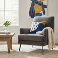 Cuscino astratto pois in ambiente living contemporaneo