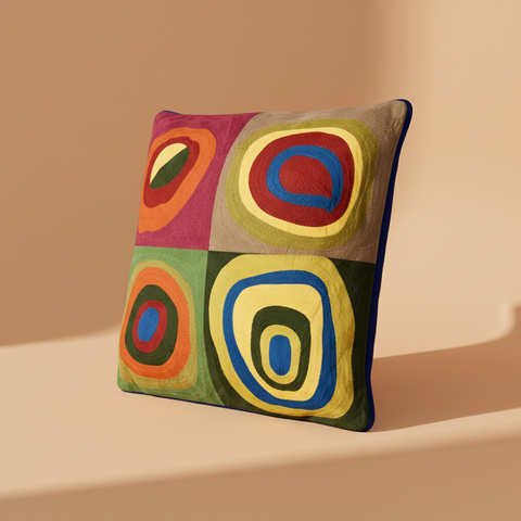 Cuscino Kandinsky verticale su sfondo beige