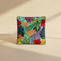 Cuscino Strelitzie Hibiscus - sfondo beige con ombra
