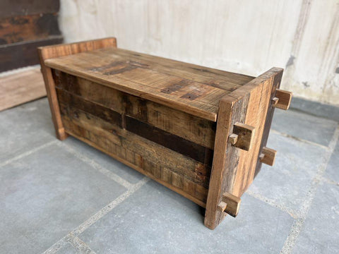 WD. BOX - RECLAIMED WOOD TRUNK