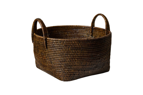 MYANMAR - CESTA CON MANICI