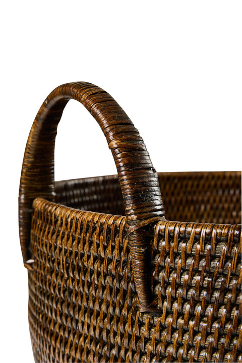 MYANMAR - CESTA CON MANICI