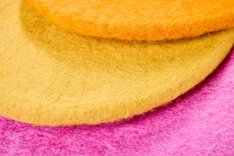 MOMO - SOTTOPENTOLA TONDI MULTICOLORI 1/12 FELTRO CON DISPLAY