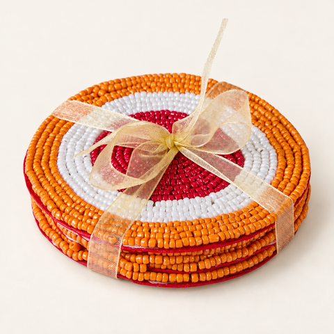 FRUITFUL -SOTTOBICCHIERI SET 1/4 PERLINE - su fondo avorio con ombre morbide