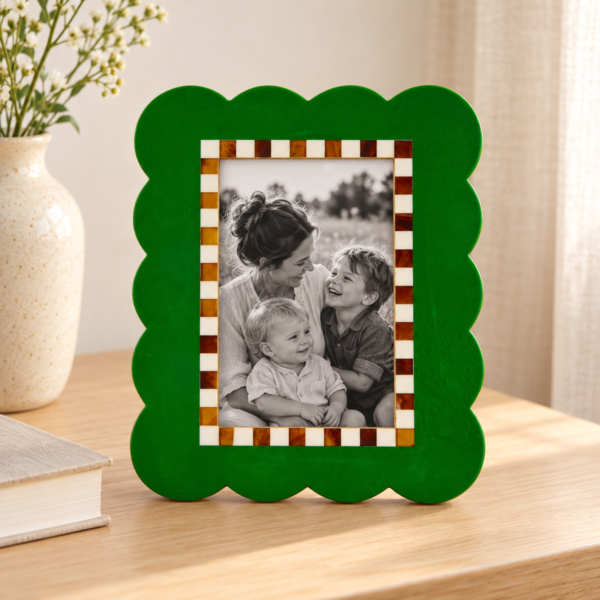ALAVIDA - PORTA FOTO ONDA VERDE — ambientata con fotografia di esempio
