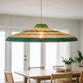 Paralume seagrass verde giallo teal ambientato in sala da pranzo