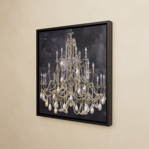 Tela dipinta candeliere oro e nero con cornice su sfondo neutro beige