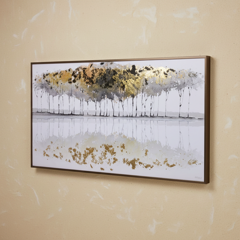 Tela dipinta lago in autunno con cornice marrone su sfondo neutro beige