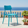 Sedia Evelina turchese in polipropilene - ambientazione outdoor mediterranea
