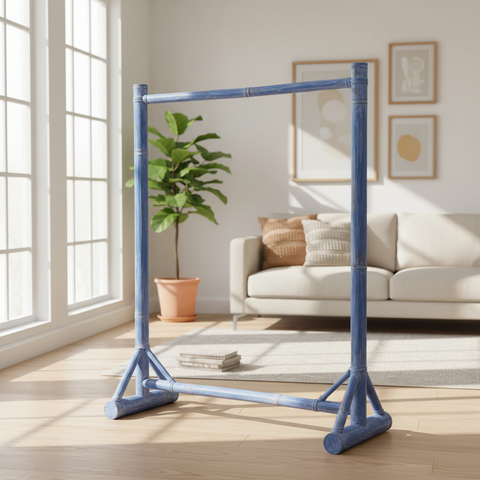 Espositore bamboo in ambiente home interior