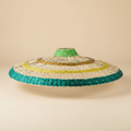 Paralume seagrass verde giallo teal sfondo beige con ombra
