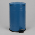 Pattumiera Daily Trash Blue Fusion rotonda su sfondo grigio con ombra morbida