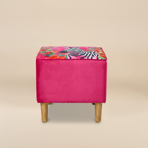 Pouf Malindi Quadrato Zebra su sfondo beige con ombra