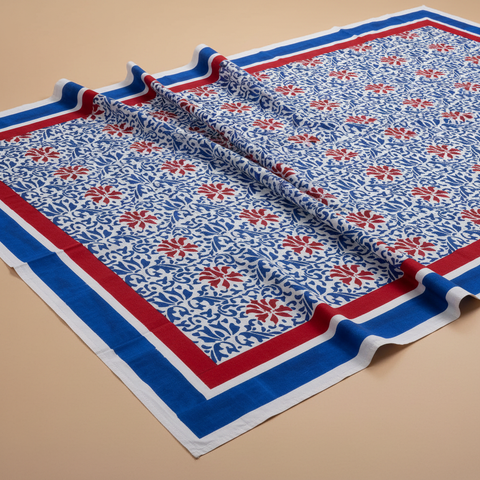 Mezzero Noto blu e rosso su sfondo beige