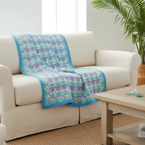 Mezzero Positano su divano