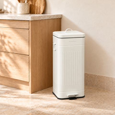 DAILY TRASH - PATTUMIERA BIANCA SQUADRATA 30L SOFTCLOSE - ambientazione