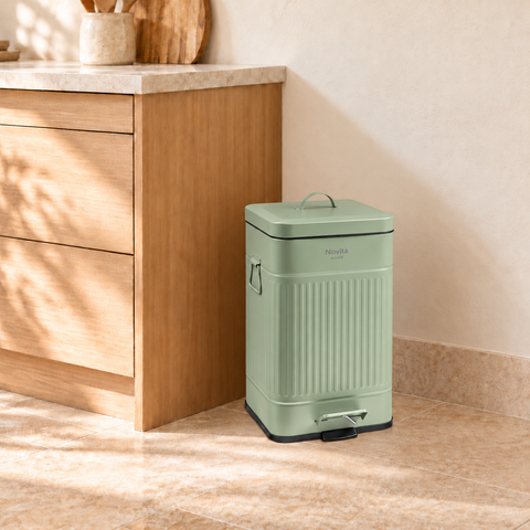 DAILY TRASH – PATTUMIERA VERDE SALVIA SQUADRATA 20L SOFTCLOSE - ambientazione