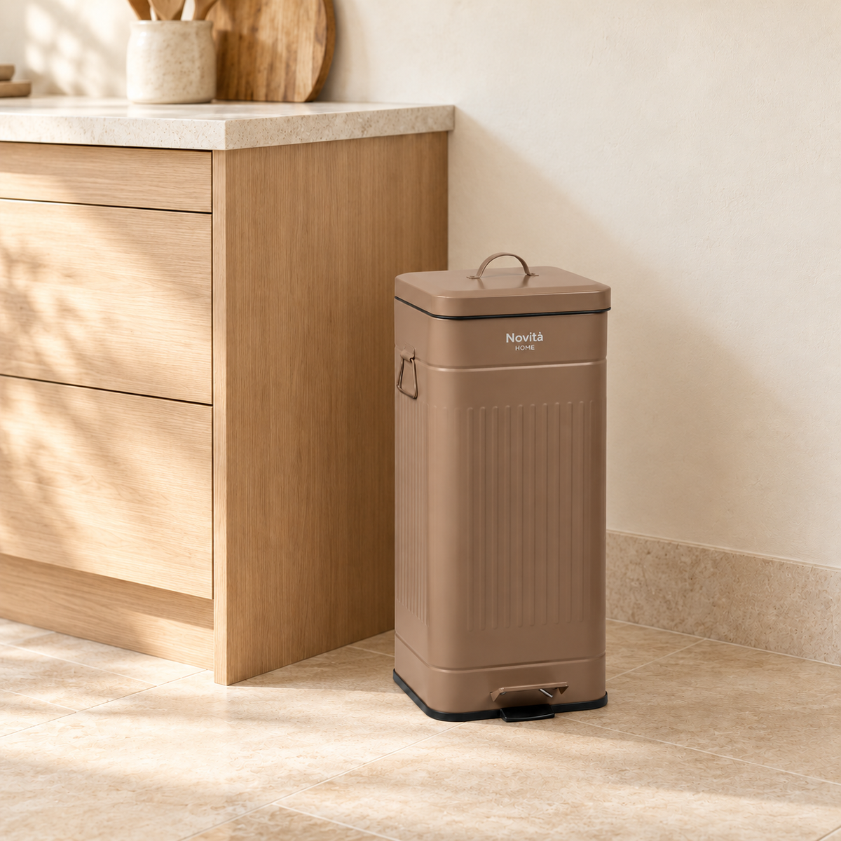 DAILY TRASH - PATTUMIERA NOCCIOLA SQUADRATA 30L SOFTCLOSE - ambientazione