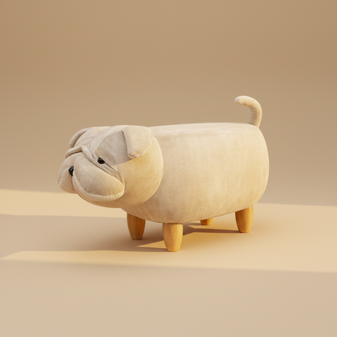 Pouf bulldog crema/beige - sfondo beige sabbia, luce dorata laterale