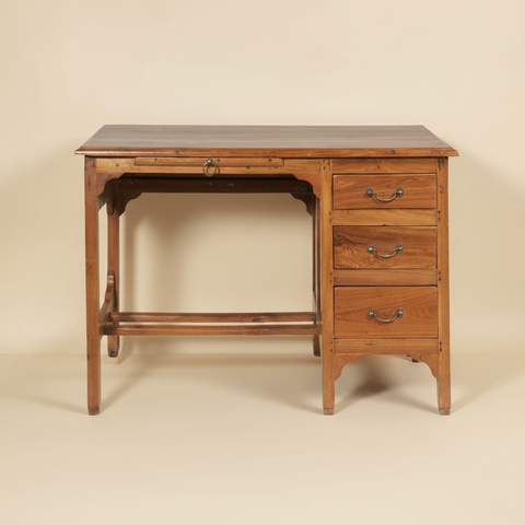 Scrivania sfondo beige