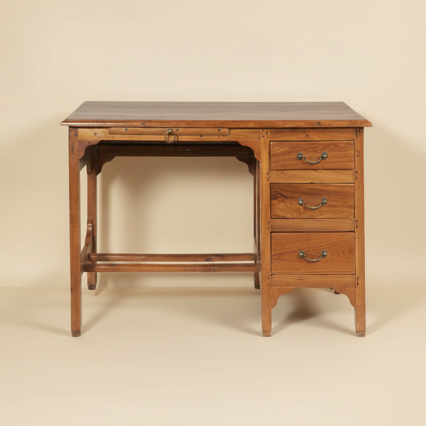 Scrivania sfondo beige