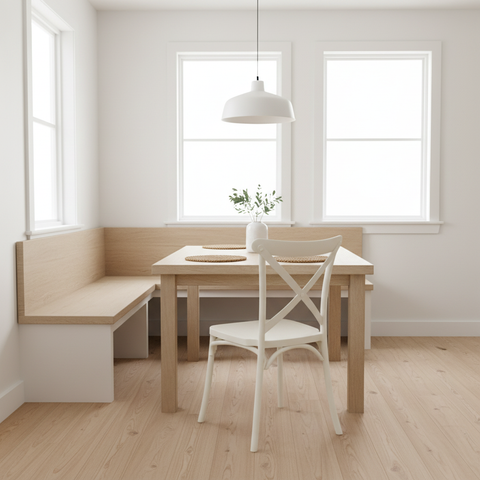 Sedia bianca bistrot in ambiente scandinavo