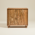 Sideboard sfondo beige con ombra