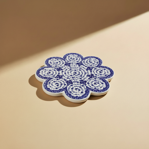 Sottopentola fiore spirali blu navy - sfondo beige