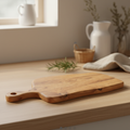Tagliere teak asimmetrico largo ambientato