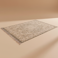 Tappeto su sfondo beige