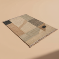 Tappeto su sfondo beige