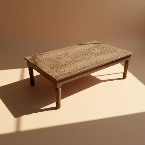 Tavolo porta antica sfondo neutro