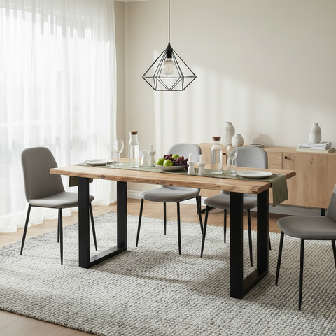 Tavolo sala da pranzo formato quadrato