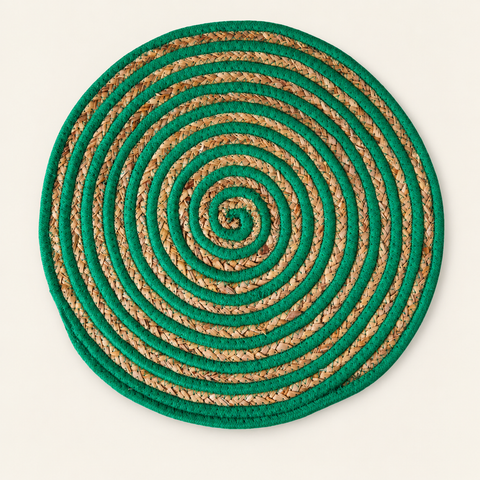 Placemat - Set 1/4 Circle Verde E Beige — fondo avorio