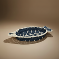 Vassoio Pesce Navy Sfondo Taupe Corretto
