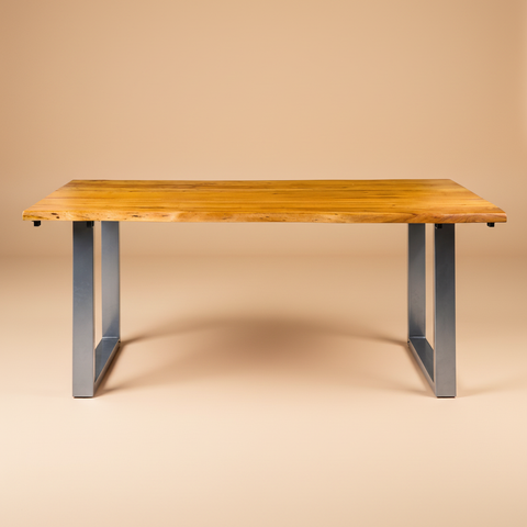 Woodshed Legnaia Tavolo Acacia Ferro Grigio - Sfondo Neutro