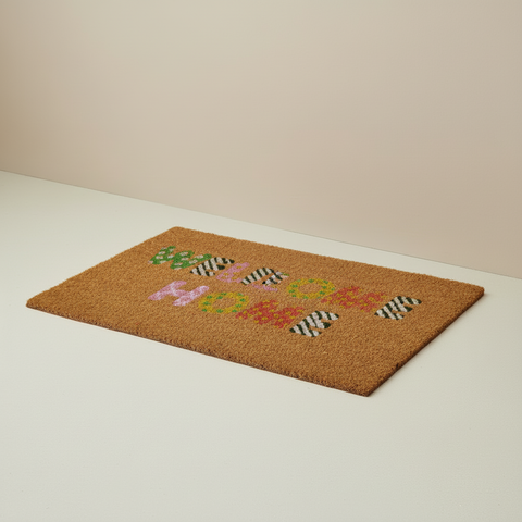 Zerbino Wipe Your Paws su sfondo beige